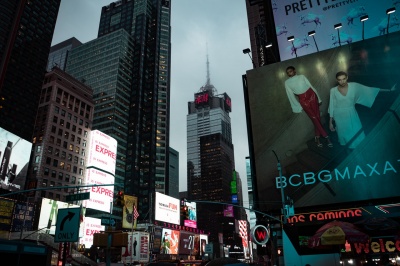 Costo del diseño de publicidad exterior en pantallas digitales